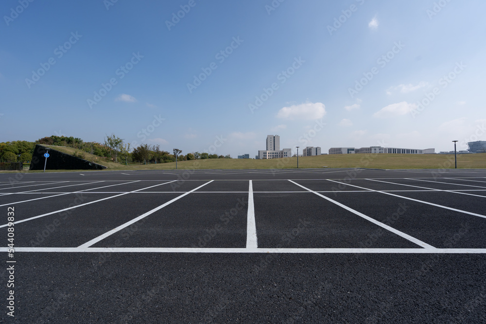 Fototapeta premium parking lot in city