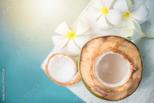 coconut juice . Fresh coconut water, young coconut drink.