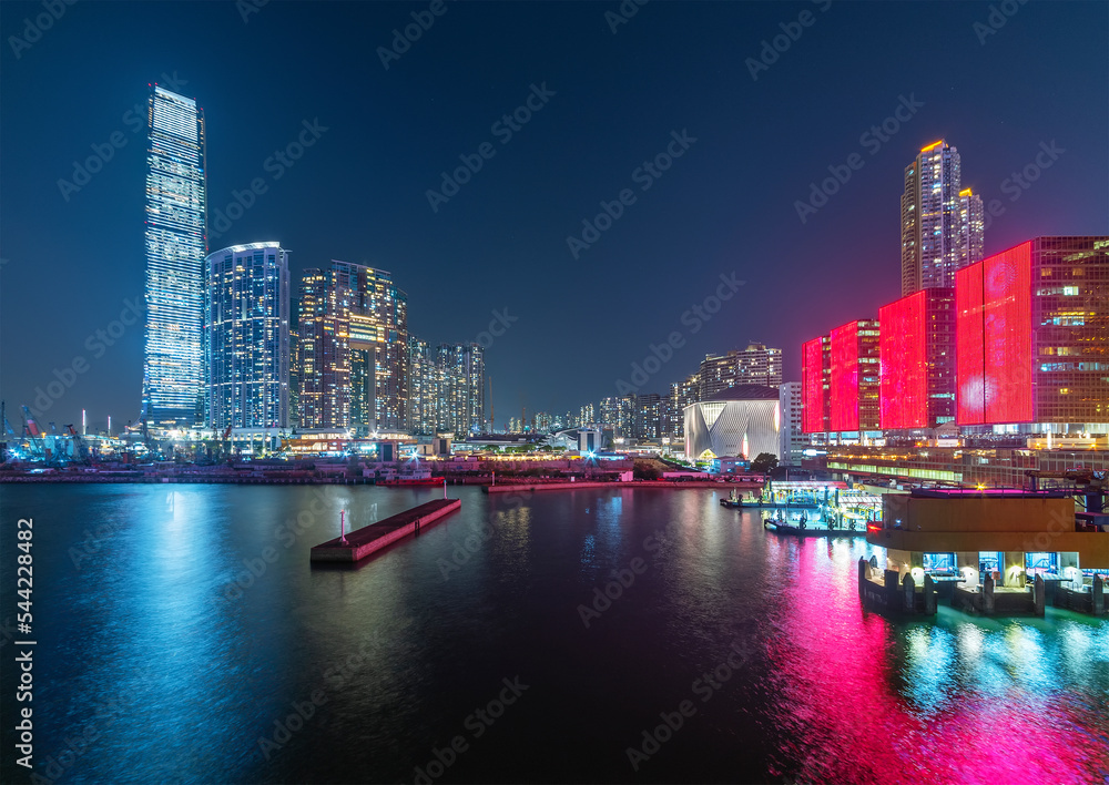 Fototapeta premium Night scenery of skyline of downtown district of Hong Kong city