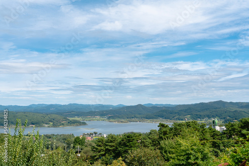 Obraz na płótnie Panoramic view of Yedang Lake and mountains in Yesan, Korea w salonie