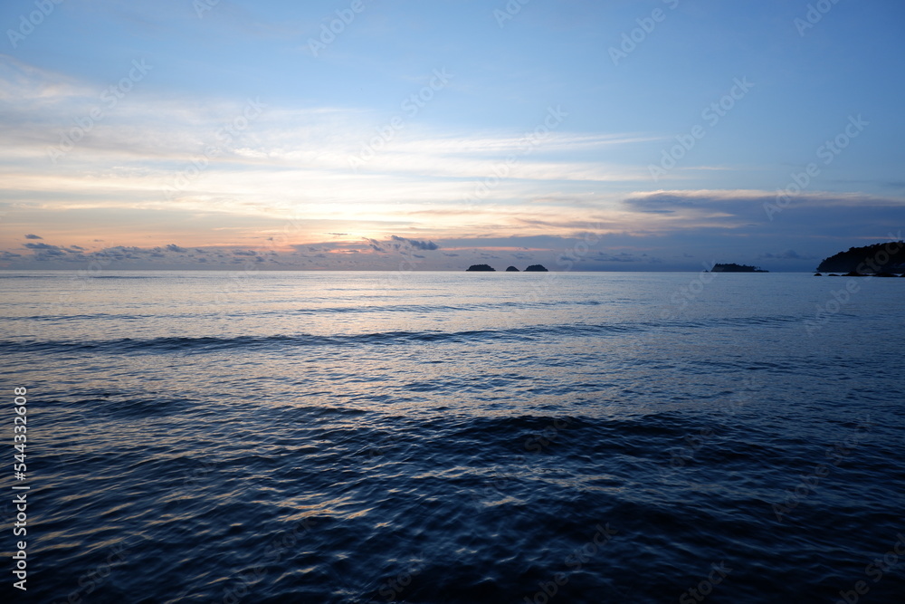 Obraz premium sunset at the sea