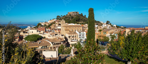 Obraz na plátně Begur city landscape and castle- Costa brava in Spain