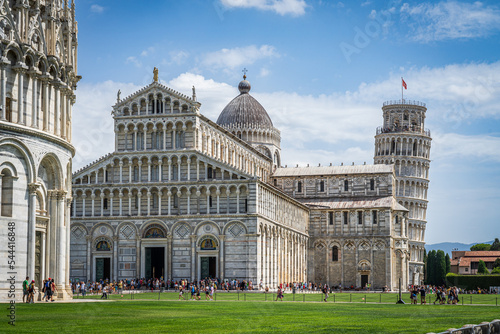 Fotografering Leaning Tower and Cathedral of Pisa in Italy.