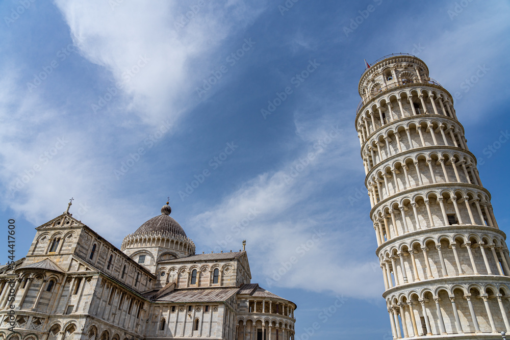 Fototapeta premium Leaning Tower and Cathedral of Pisa in Italy.