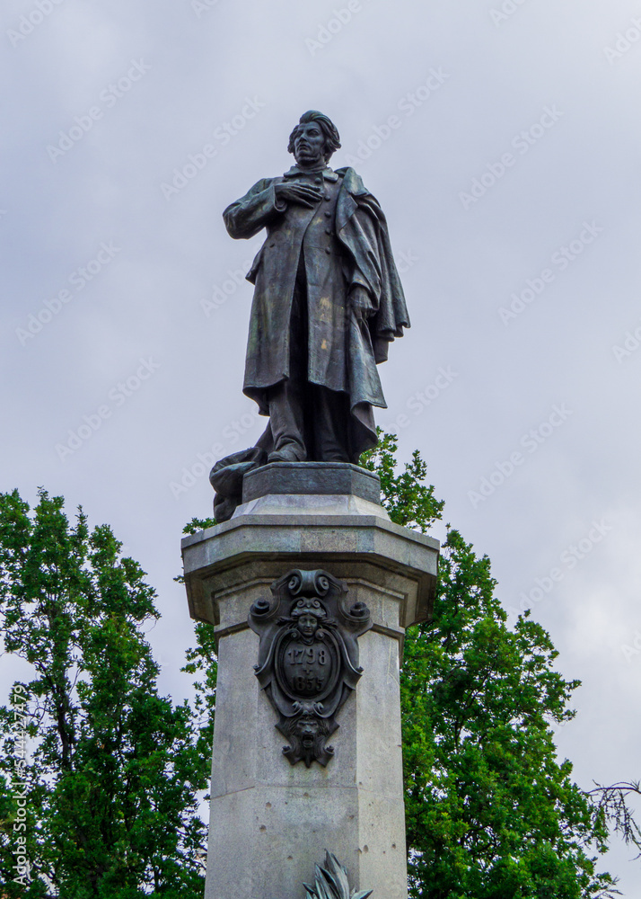 Monument of Adam Mickiewicz, Warsaw