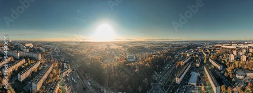Miasto przemysłowe Jastrzębie-Zdrój na Śląsku w Polsce, panorama z lotu ptaka jesienią