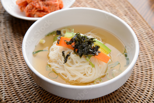 Banquet noodles with clear soup