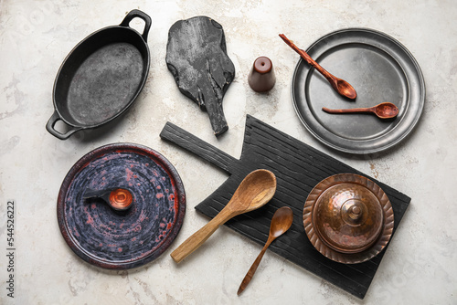 Different cooking utensils ...