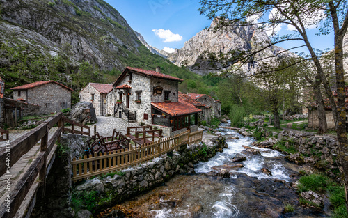 Bulnes, Asturias, Picos de Europa, Cabrales, Rio Tejo, Canal de Texu
