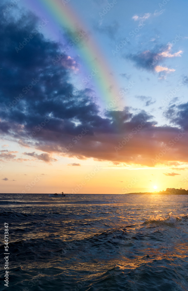 Fototapeta premium sunset over the ocean