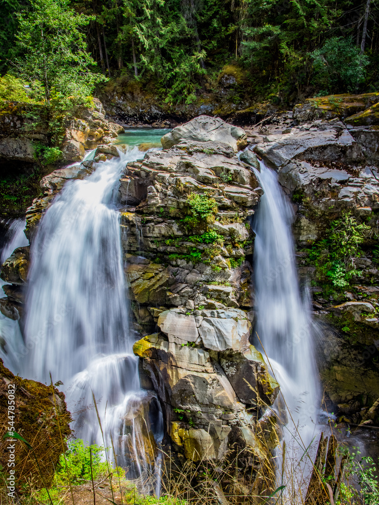 A split waterfall in Washington State in summer