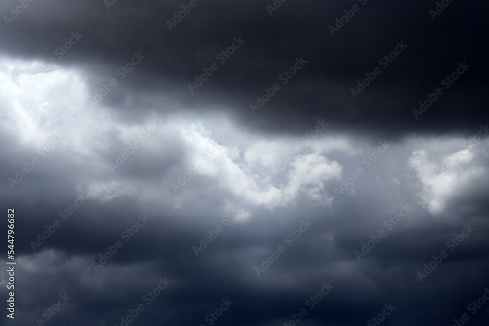 Obraz premium Clouds formation on blue sky