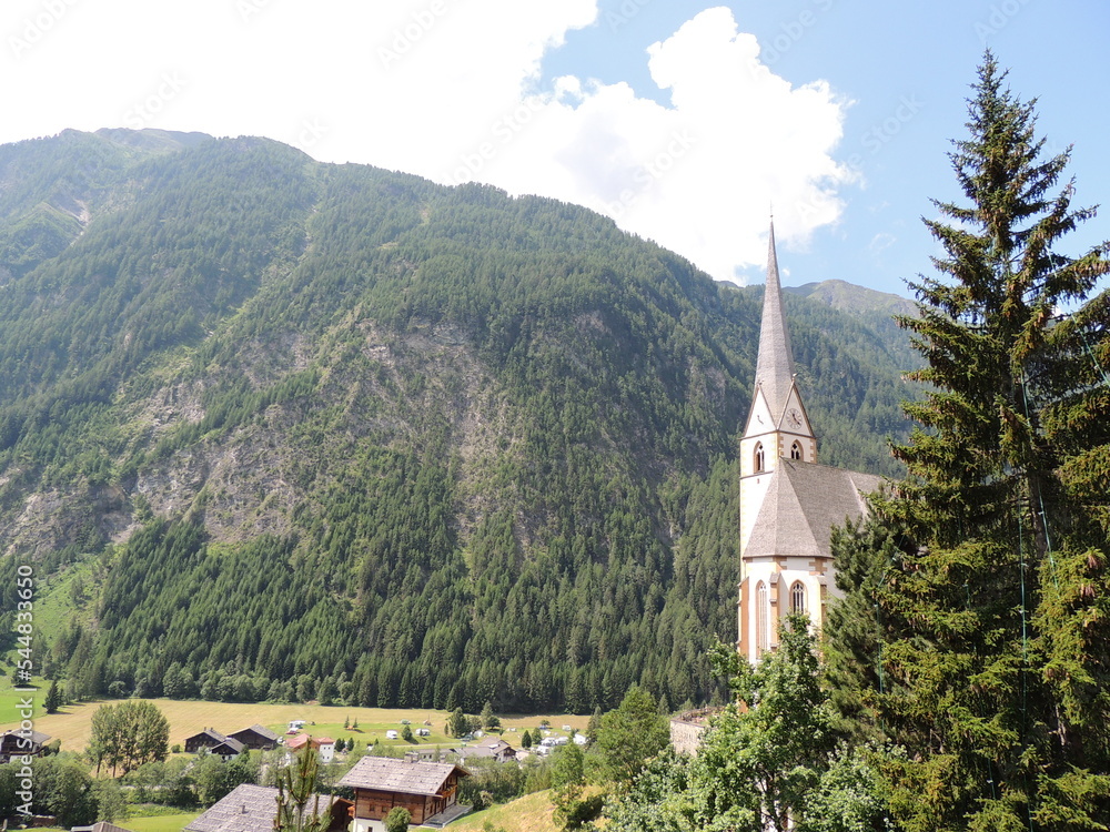 Heiligenblut , localidad de Austria, en plena zona alpina.