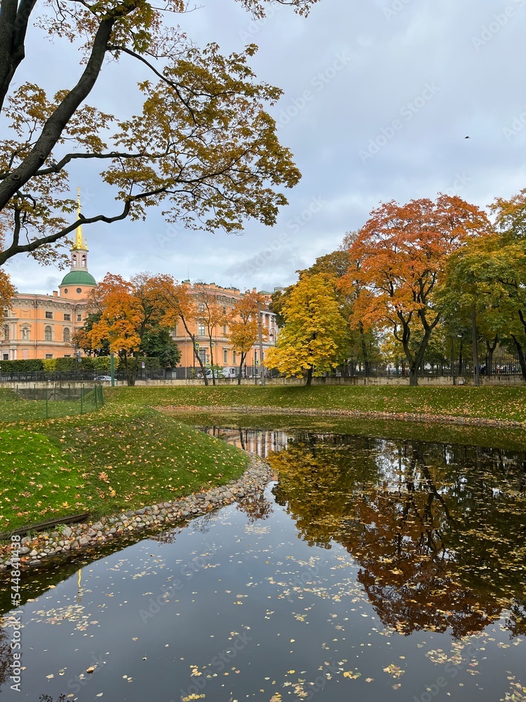 city park, autumn pond in the park