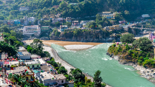 Bilde på lerret Karnaprayag is situated at the confluence of the Alaknanda River and Pindar Rive