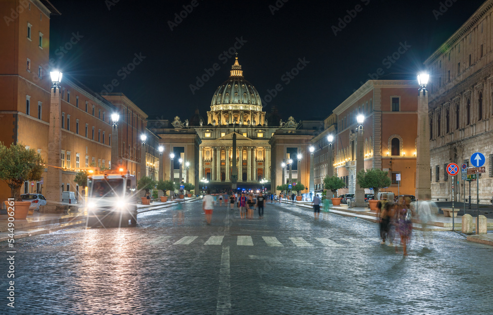 Fototapeta premium Along avenue Della Conciliazione to St Peter's Basilica. Night view