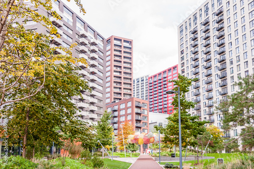 Canvas Print london, united kingdom, october 22, 2022: city Island residential development on the river lea at canning town, london