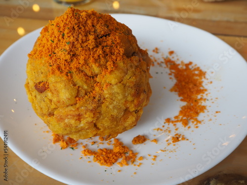 bolon