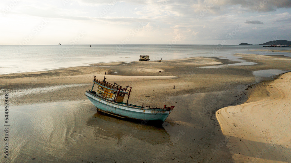 Wreck Boats on Koh Samui Beach Wreck Boats on Koh Samui Beach