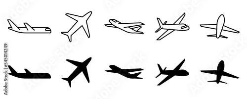 Conjunto de iconos de avión en diferentes ángulos de posición. Transporte aéreo de vuelo. Viajar. Ilustración vectorial