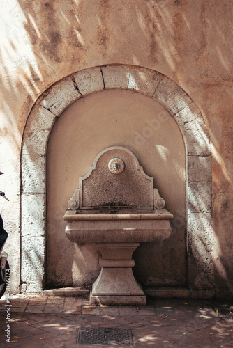 fountain in the town of island country