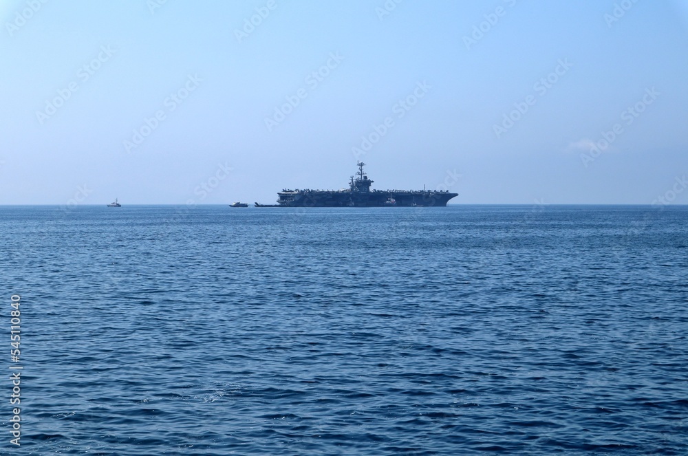 Napoli - Portaerei Truman nel Golfo di Napoli Napoli - Portaerei Truman nel Golfo di Napoli