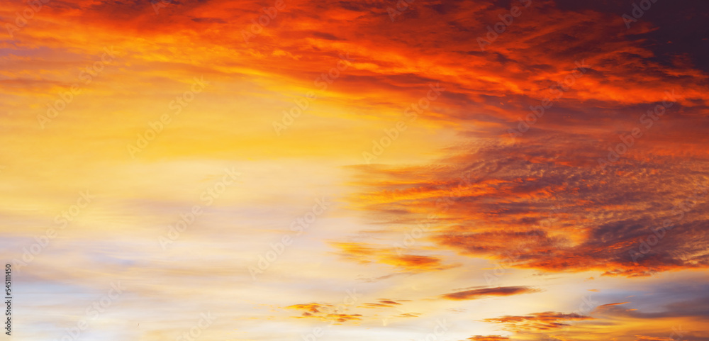 Fototapeta premium sunset in the clouds