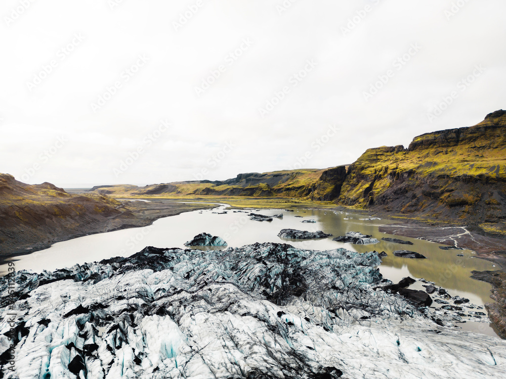 Fototapeta premium Exploring Iceland glaciers in Autumn, end of glacial tongue