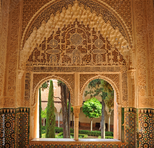 Mirador de Daraxa en la Alhambra de Granada, Andalucía, España. El palacio de la Alhambra es Patrimonio de la Humanidad por la Unesco. photo