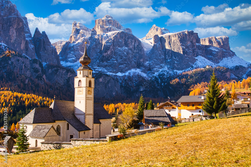 The Beautiful Autumn Scenery Of The Dolomites Rejion - obrazy, fototapety, plakaty 