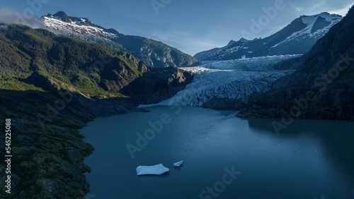 Schilderij op canvas Aerial view of Mendenhall Glacier and lake in Juneau, Alaska, United States