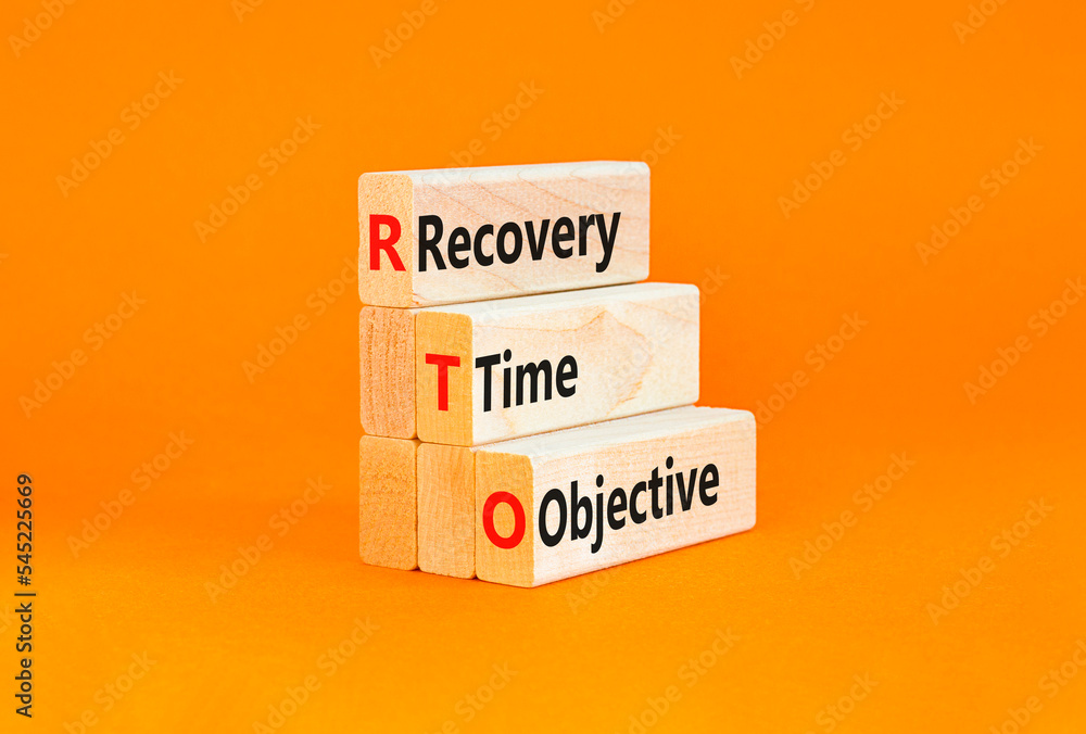 RTO recovery time objective symbol. Concept words RTO recovery time