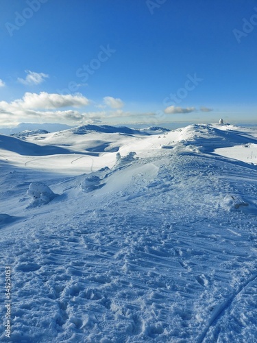 Snow-covered mountains landscape on a sunny day in Jahorina, Bosnia and Herzegovina © žarko Antanasijevic/Wirestock Creators