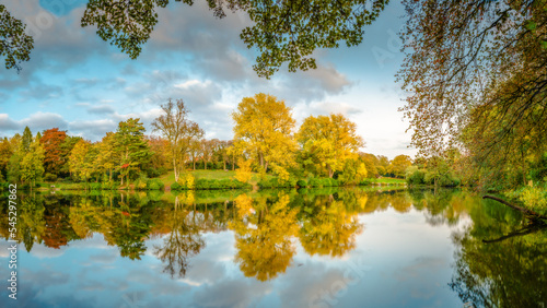 Autumn colours, Moseley Park and Pool