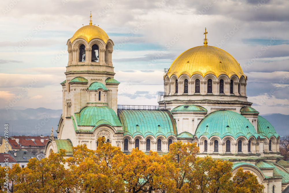 Obraz na płótnie St Alexander Nevski Cathedral in Sofia at dramatic sky, Bulgaria, Eastern Europe w salonie
