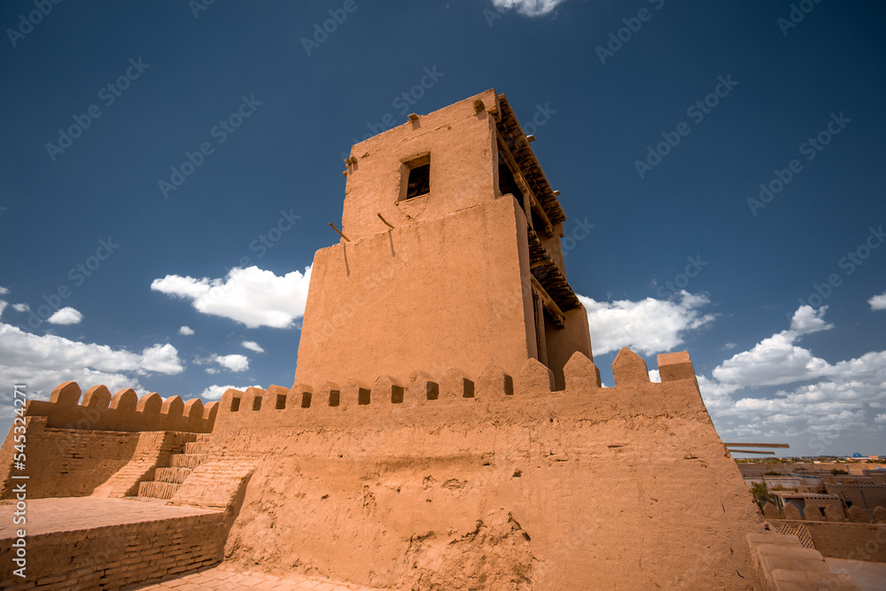The panoramic square on the Ok Sheikh bobo tower.