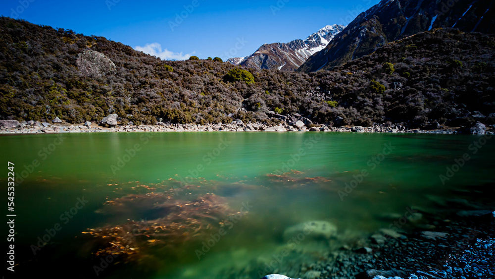 Obraz premium Mount Cook National Park, South Island, New Zealand during cold and windy winter morning. One of the most beautiful viewing point of Aoraki Mount Cook.