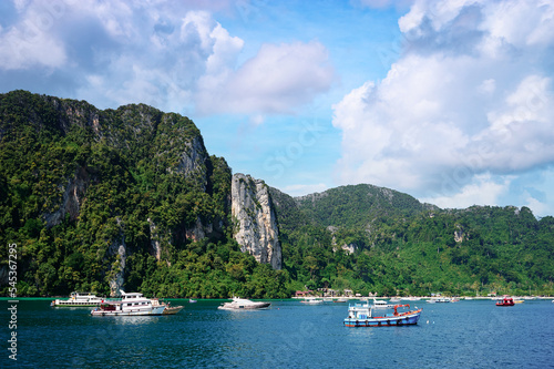 Beautiful landscape with rocks, cliffs, tropical bay. Phi Phi Island, Thailand. © luengo_ua