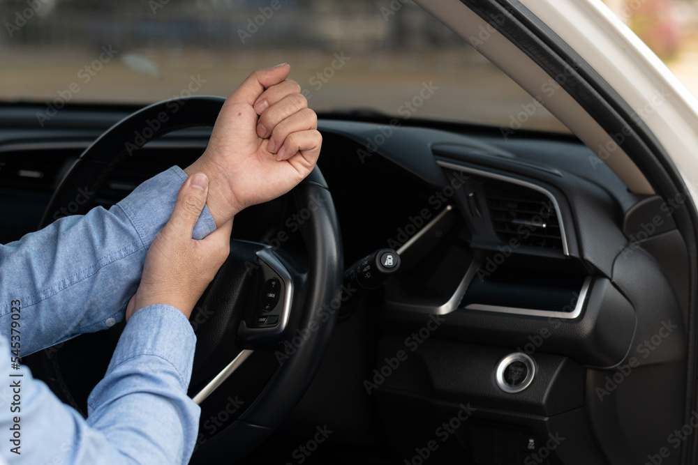 Wrist massage. Driving for a long time. Sore. Wrist massage. Driving for a long time. Sore.