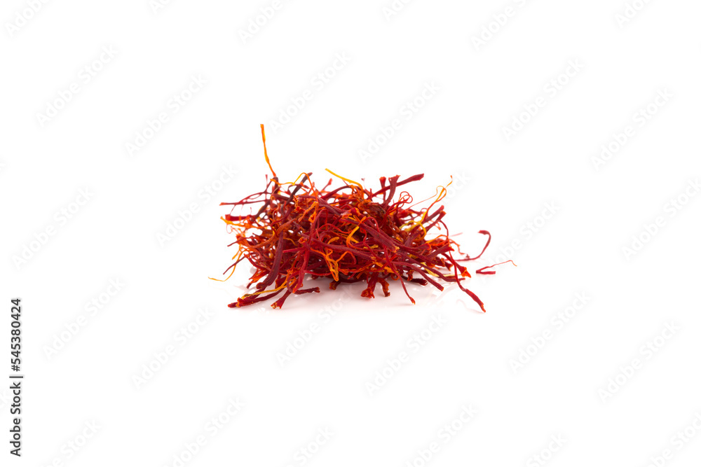 Obraz premium Dried saffron spice isolated
