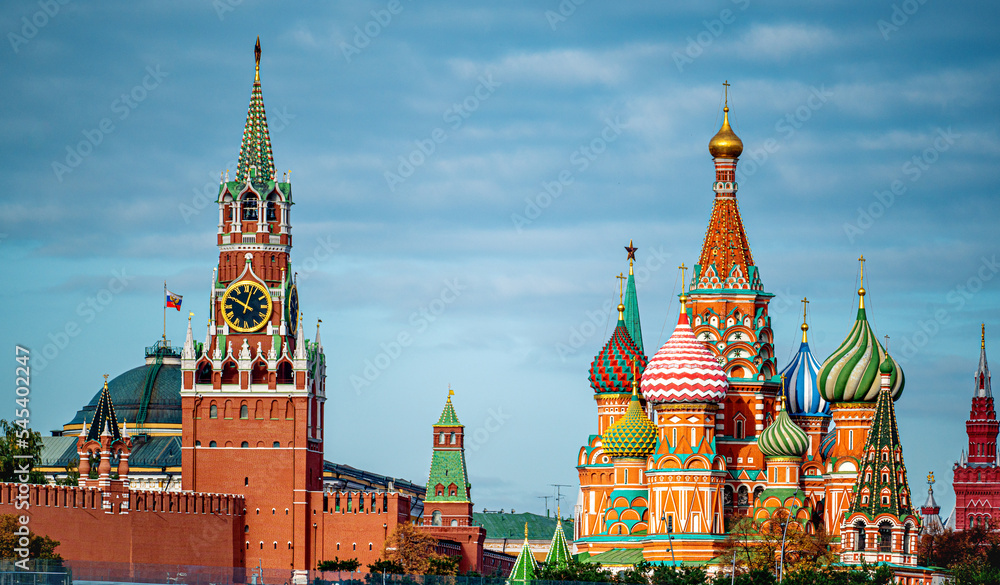 Fototapeta premium Moscow Kremlin and St Basil's cathedral, Russia. Beautiful panorama of Moscow city center in 2022 2023 years