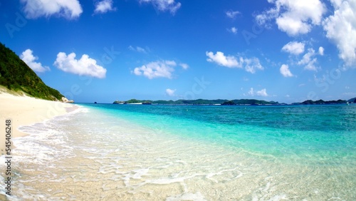 Fototapeta Naklejka Na Ścianę i Meble -  沖縄県阿嘉島のニシバマビーチの風景