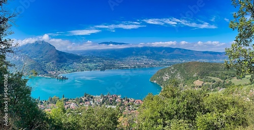 Fototapeta Naklejka Na Ścianę i Meble -  overview of french alpine lake of Annecy