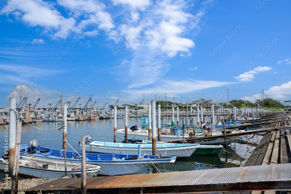 木更津の漁港風景 StockFoto Adobe Stock