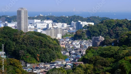 横須賀市街地と横須賀港