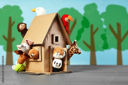 Canvas-taulu Ten animals finger puppets