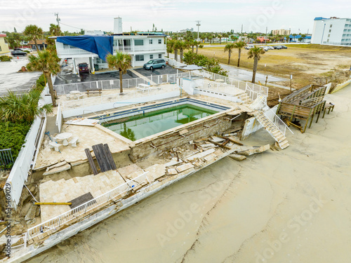 Beachfront buildings seawall and structure washed away by Hurricane Nicole © Felix Mizioznikov