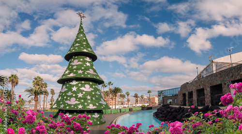 Christmas tree decorations of the Commercial Centre Las Arenas, in Las Palmas de Gran Canaria © cristianbalate