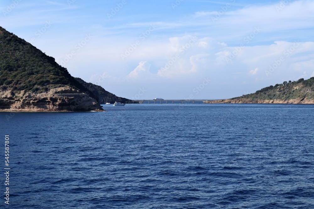 Procida - Golfo di Genito dell'Isola di Vivara Procida - Golfo di Genito dell'Isola di Vivara