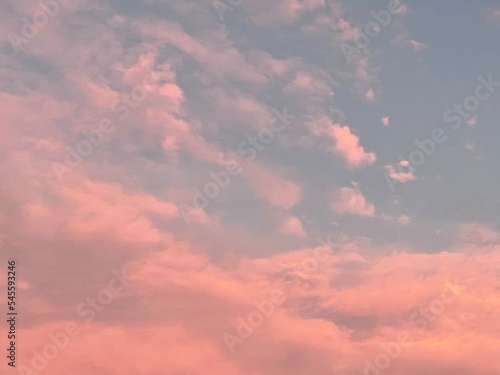 Wallpaper Mural sky and clouds Torontodigital.ca